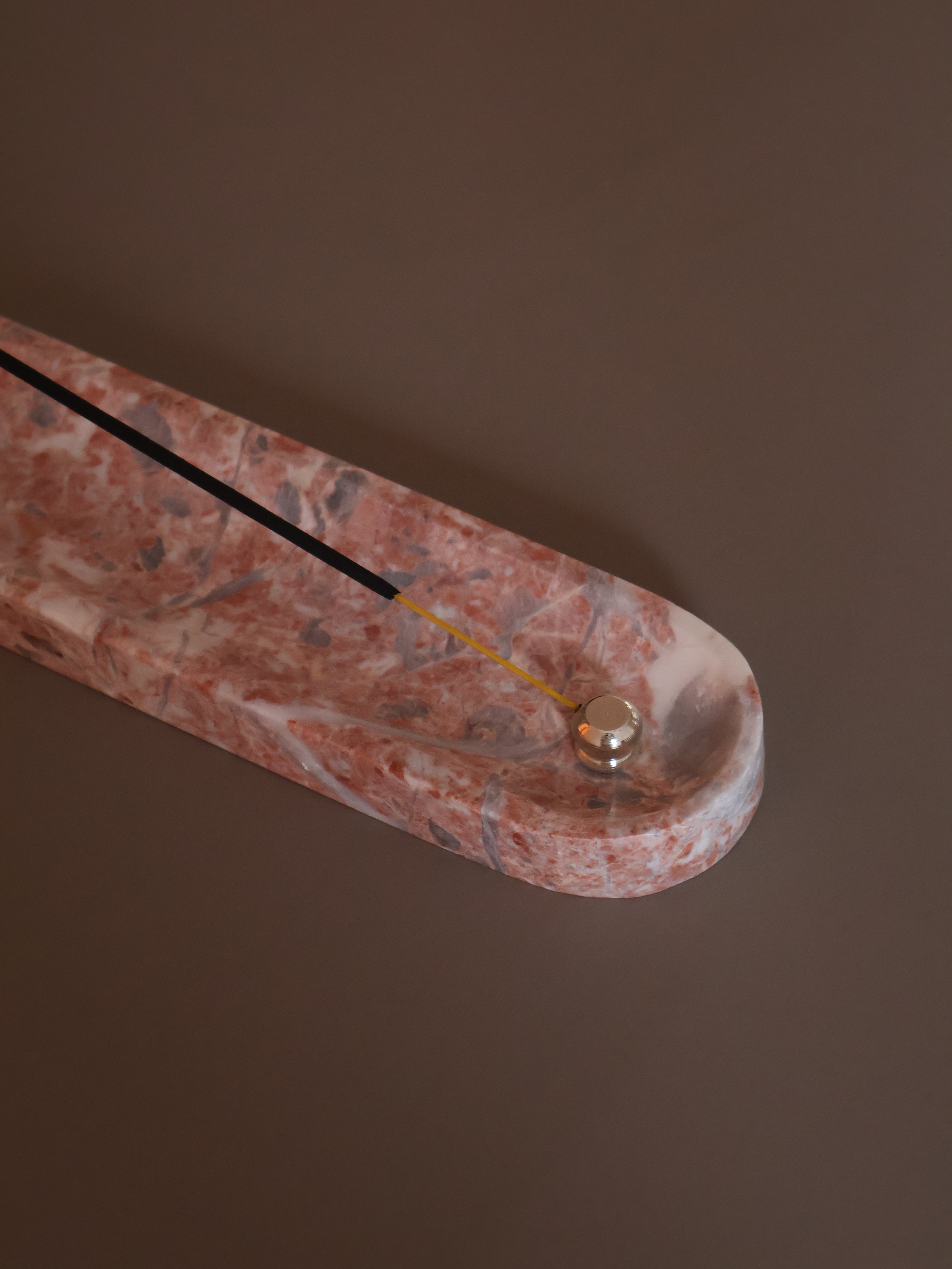 Zenith Rosso Mermer Tütsülük