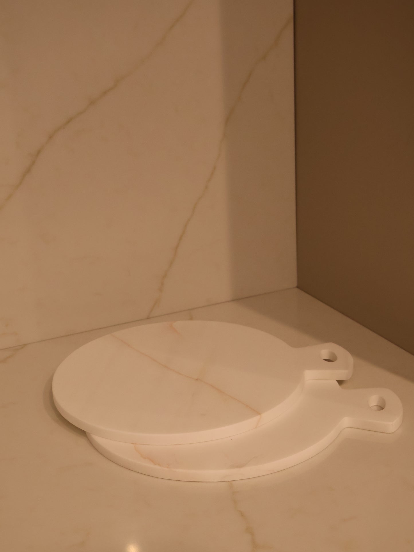 Pure White – Mermer Sunum & Kesme Tahtası