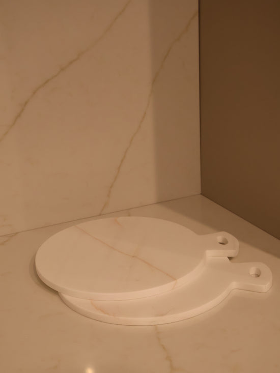 Pure White – Mermer Sunum & Kesme Tahtası